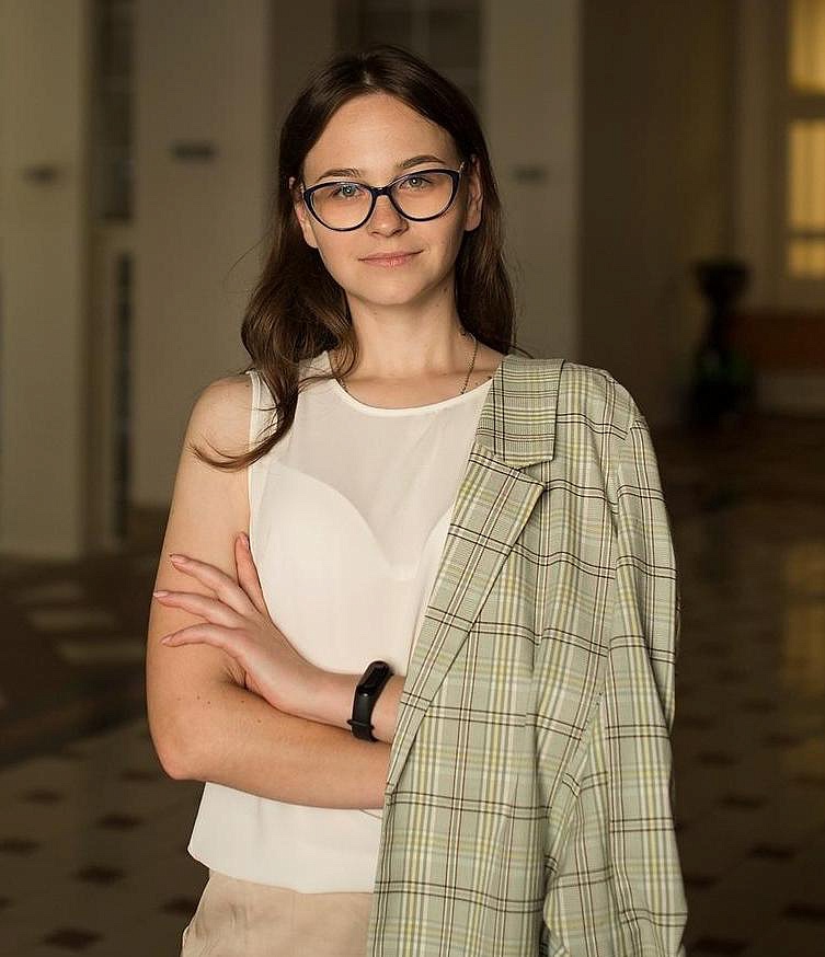 Токупова Элина Васильевна